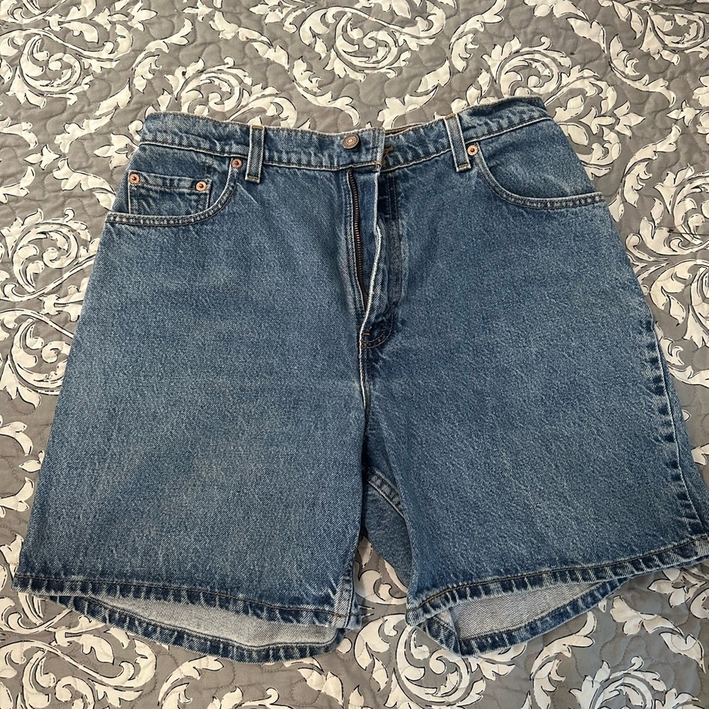 Levi’s 551 Classic Blue Denim Shorts